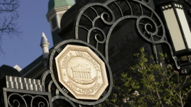 041608_berksmallgate003_1