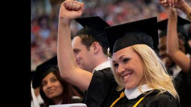 news_flyin4_commencementrsb_168