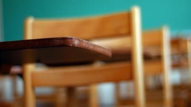 school_desk